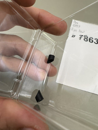Dye DM7 Eye Seal Black Pair