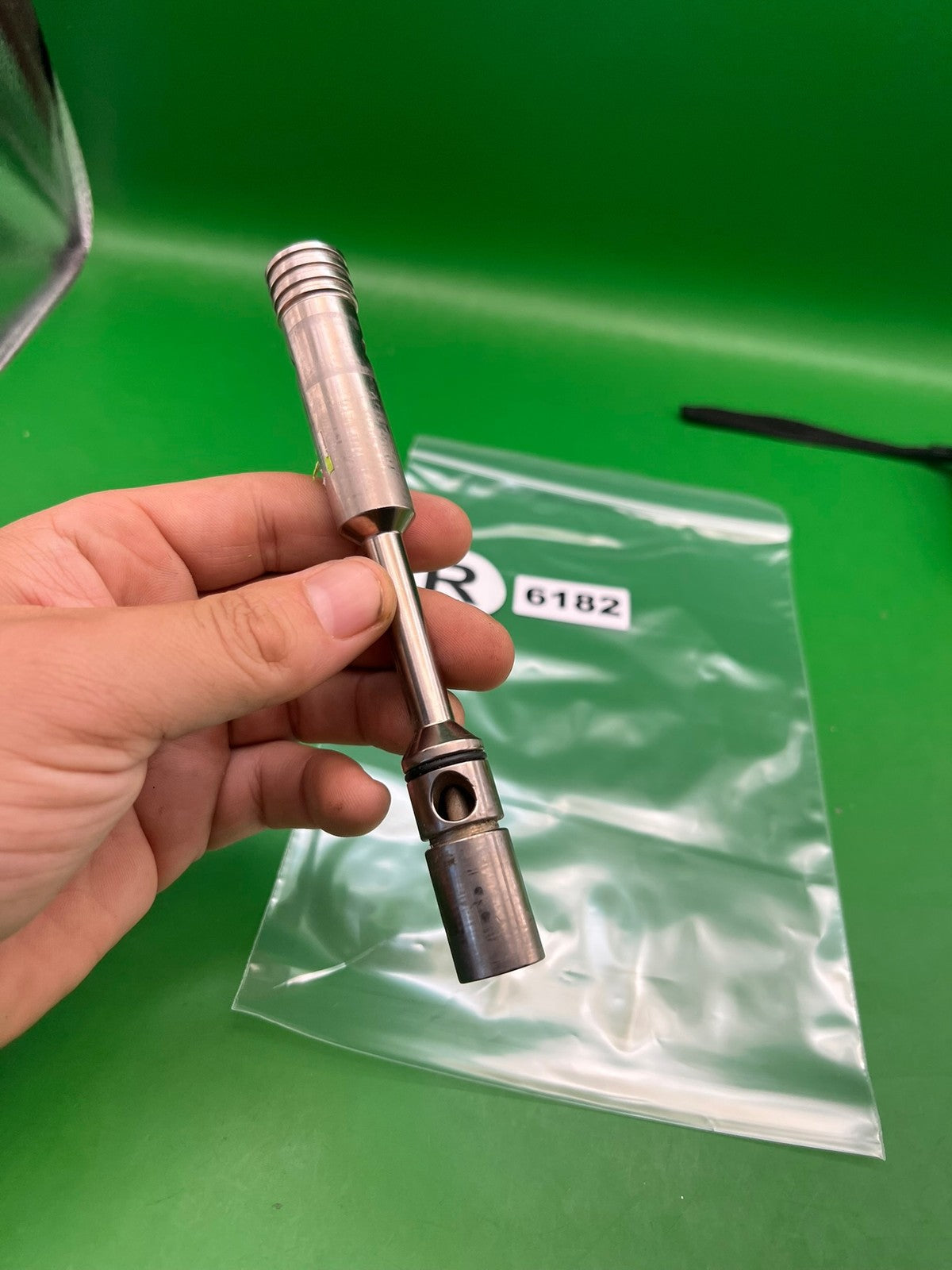Autococker Bolt Stainless Steel Silver