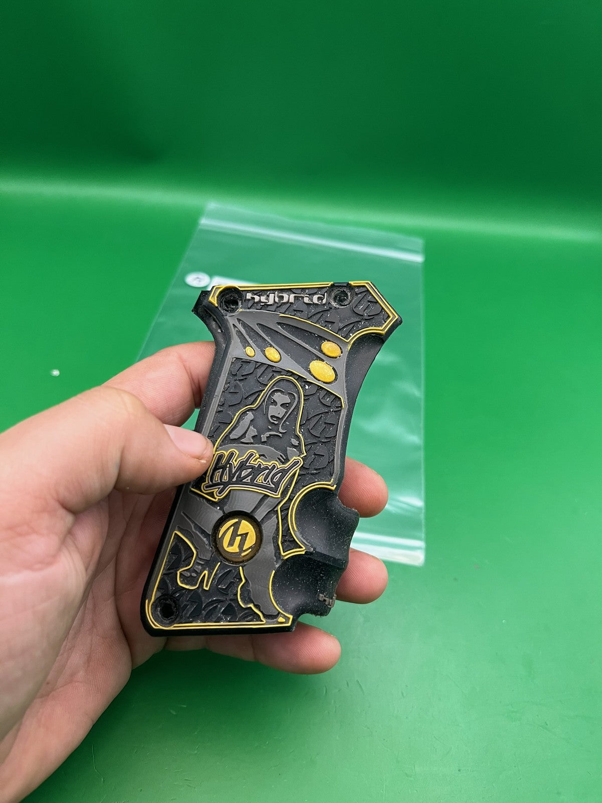 Proto/Dye Hybrid PM7 Grips Black