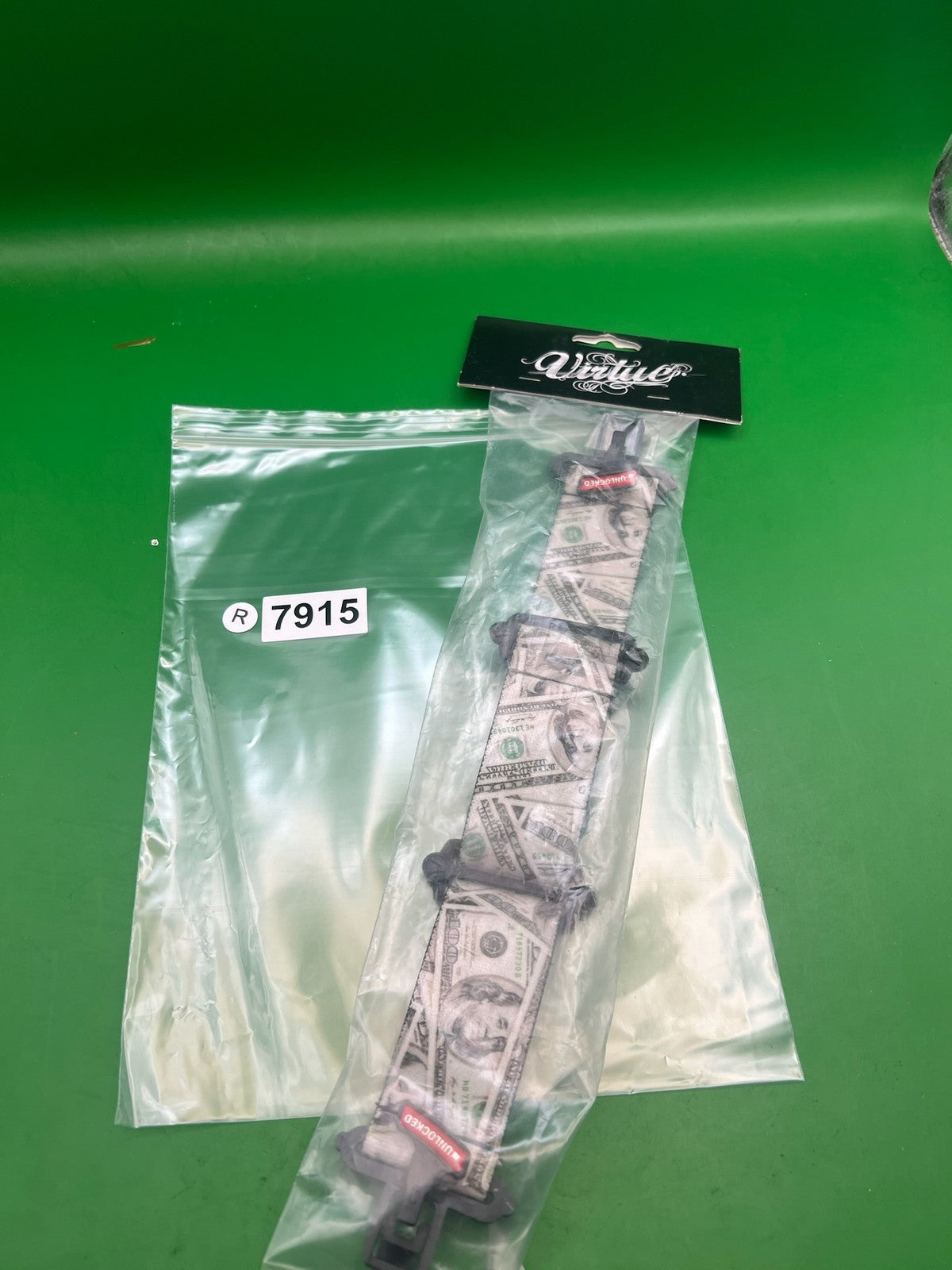 Virtue Money Strap