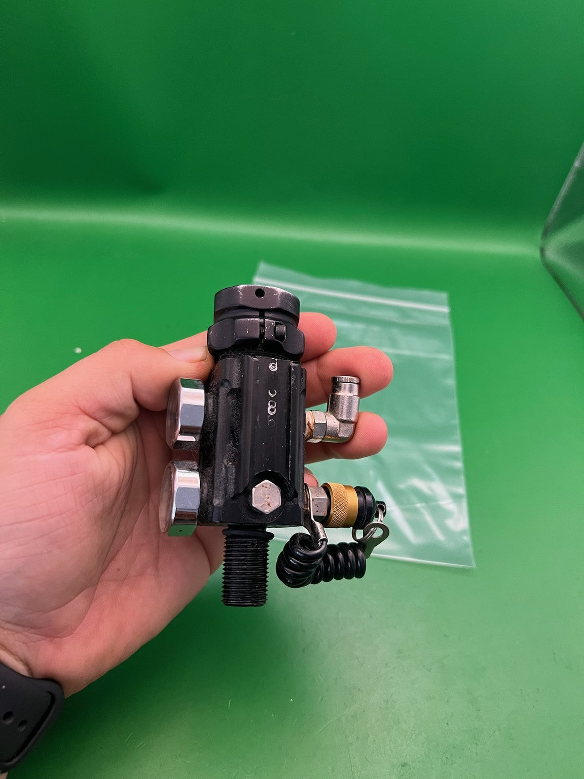 Smart Parts Max Flo HPA Tank Regulator Black Dual Gauge On/Off Gen 3