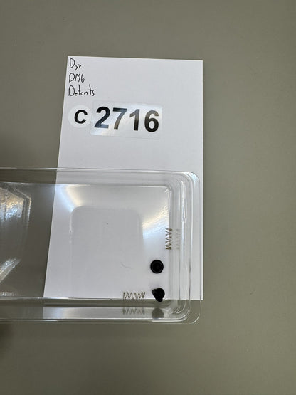 Dye DM6 Detents