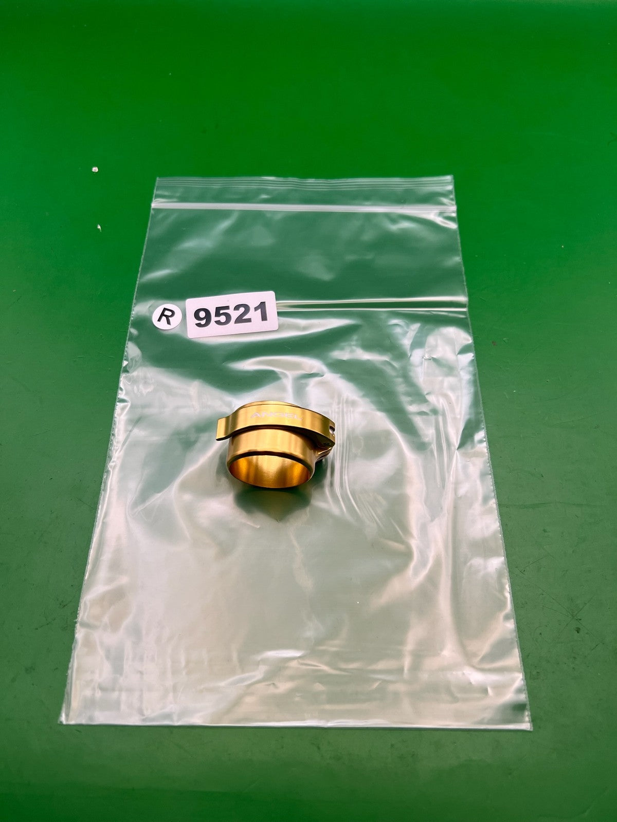 WDP Angel A1 Feedneck Collar Clamp Gold Anodized Aluminum Twist Lock