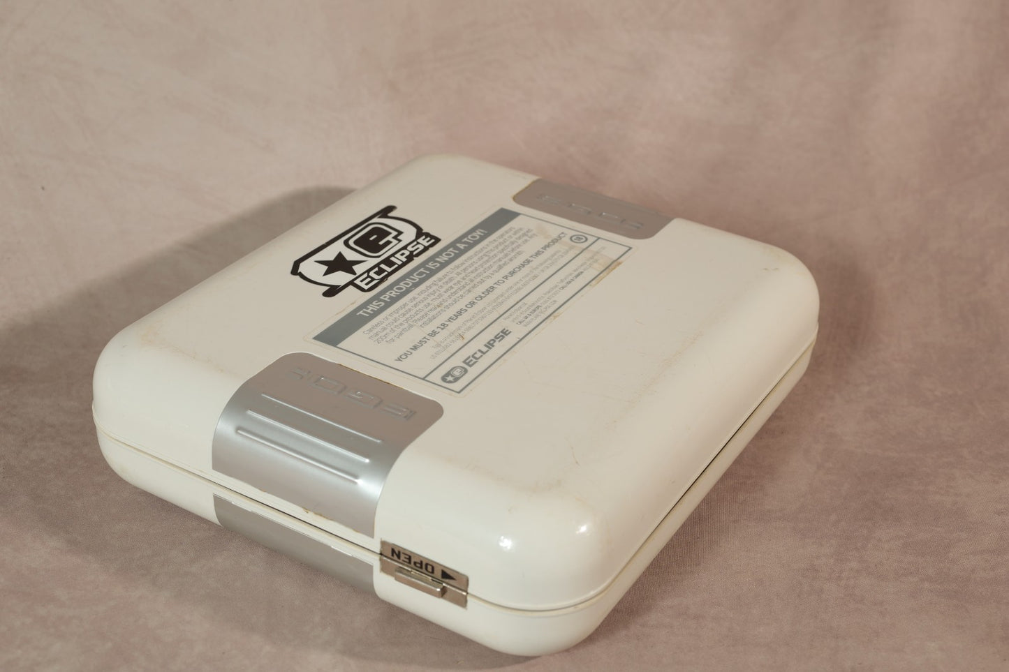 Ego Sunglasses Cases Lot of 2 White Hard Shell Clamshell Eyewear Storage