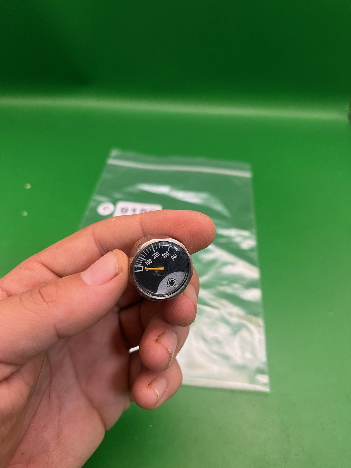 Smart Parts Mini Paintball Gauge 0-300 PSI Chrome Black Dial x2