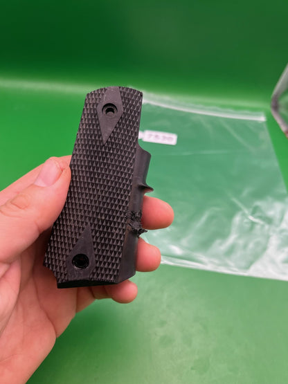 Smart Parts 1911 45 Style Grip Panels Black Checkered Rubber Paintball Grips