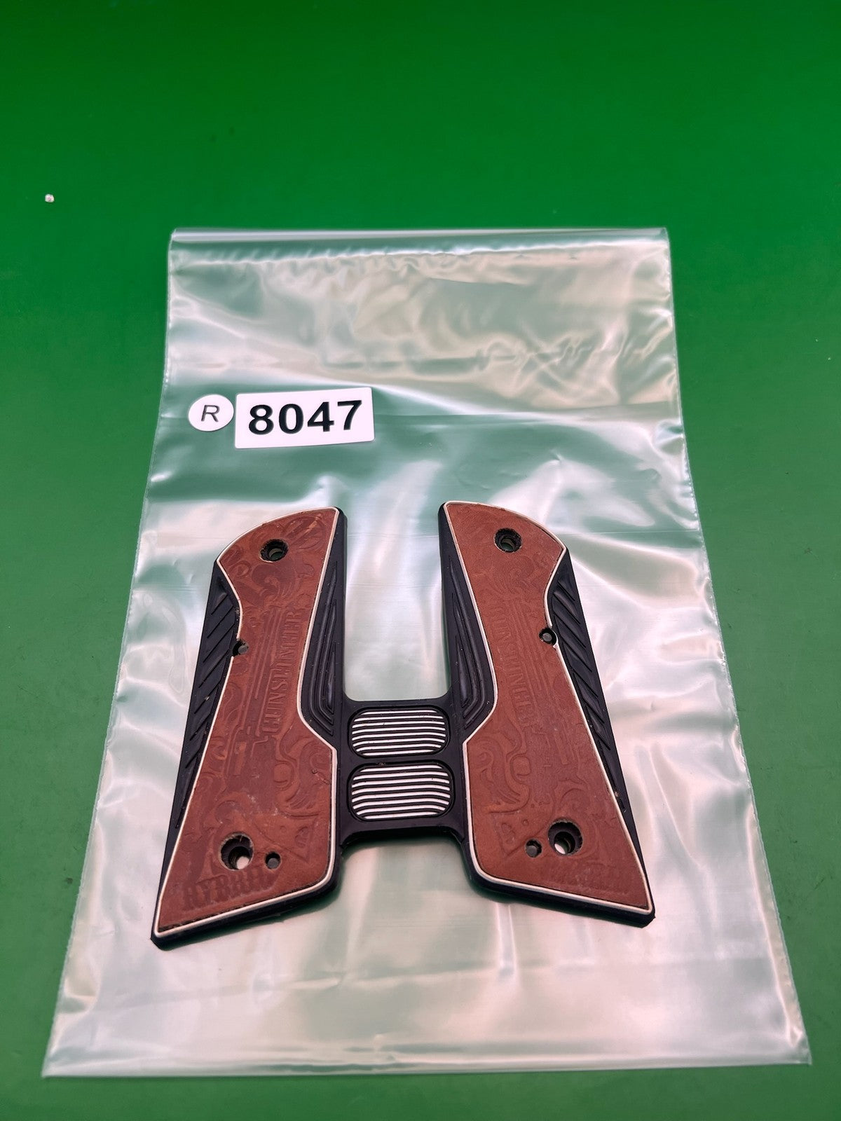 Hybrid 1911/45 Style Grips