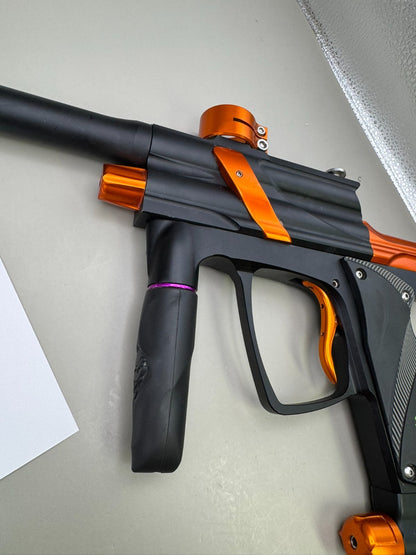 Alien Paintball Invasion - Paintball Marker Fully Working