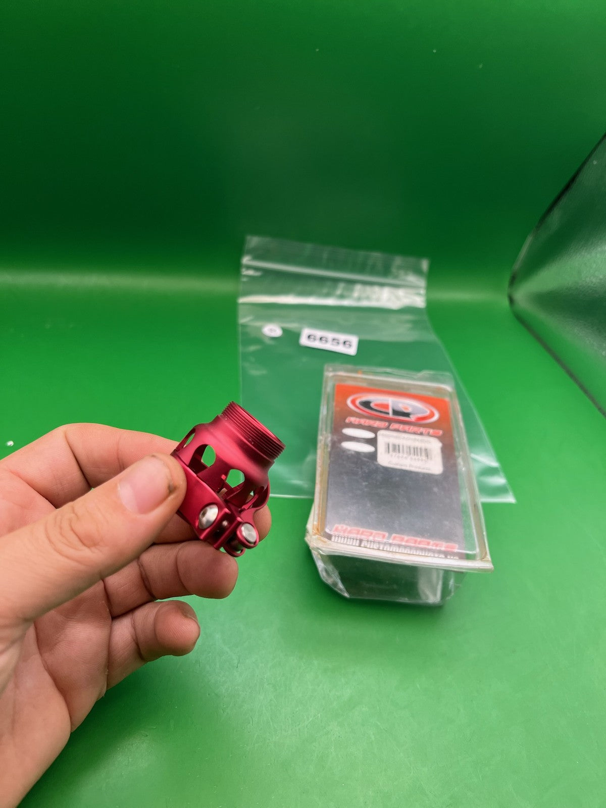 CP Custom Products Dye Feedneck Clamping Red