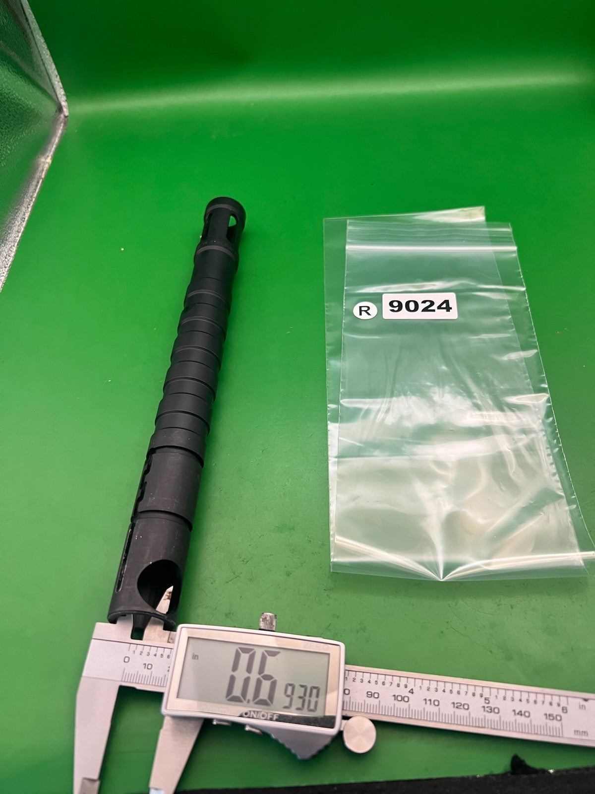 AGD Twist Lock PTP Dust Black Barrel