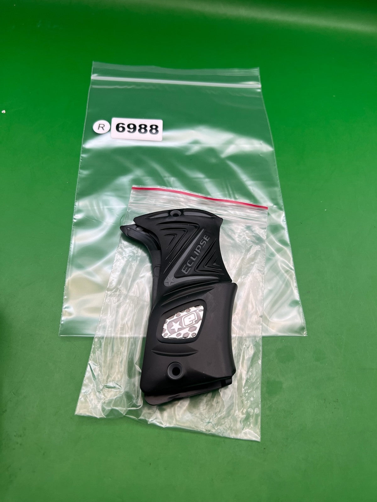 Planet Eclipse Ego11 Geo3 Rubber Grip Black