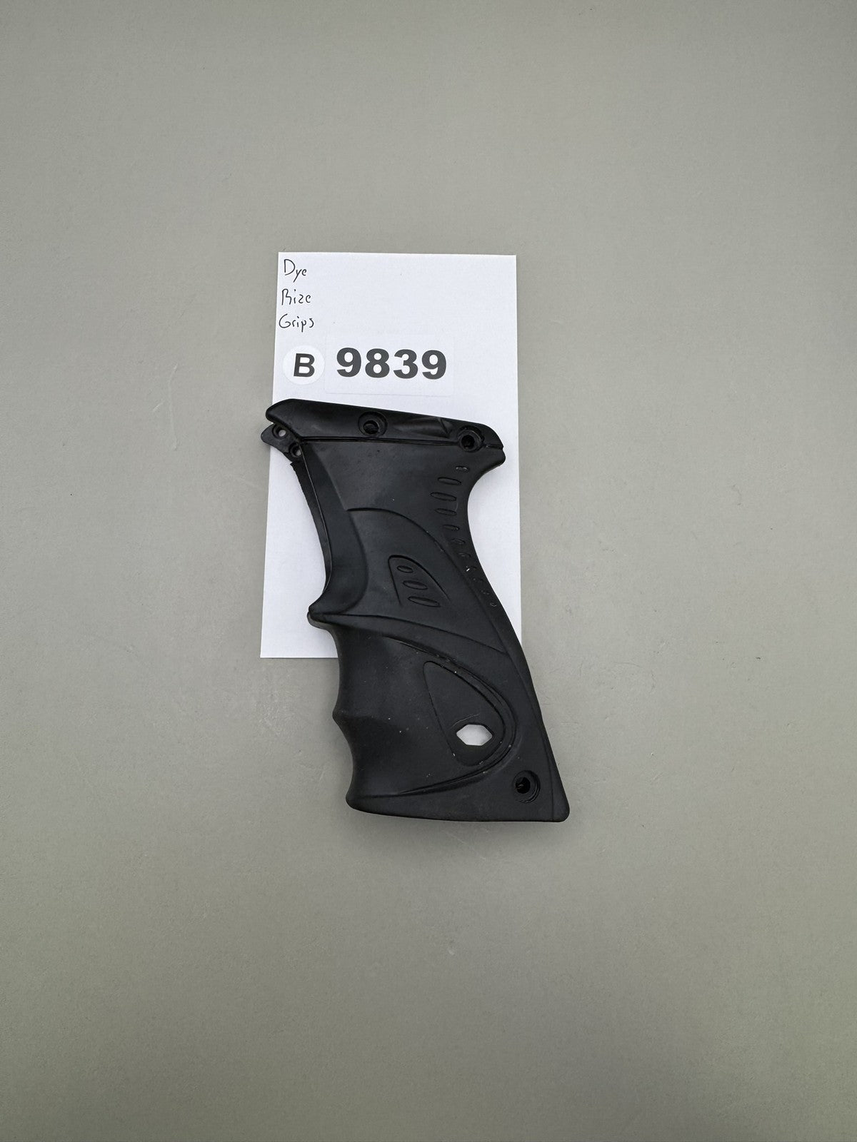 Dye Rize Grips