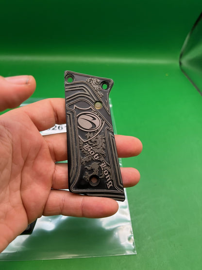 Bob Long Grip Panels Black for Marq