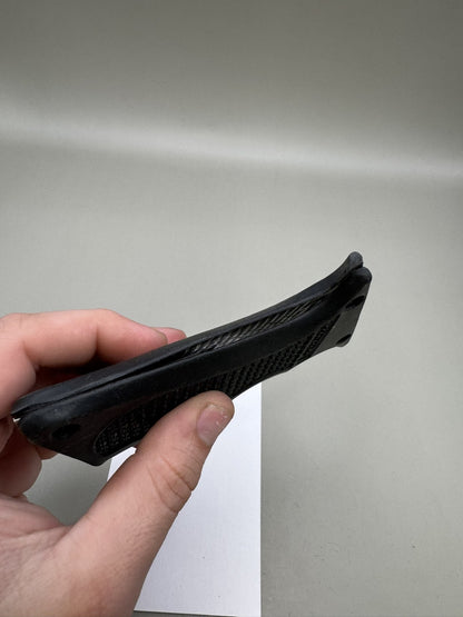 Dye DM3 LCD Grips