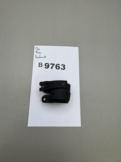 Dye Rize Feedneck
