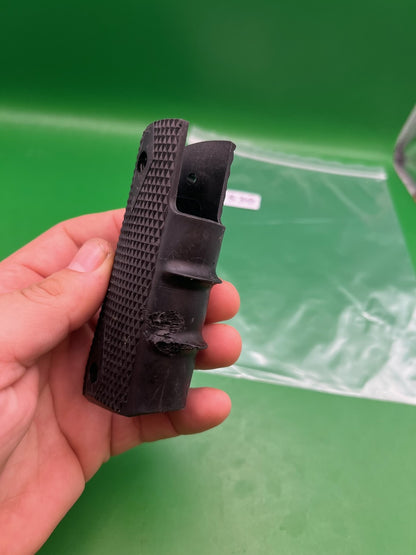 Smart Parts 1911 45 Style Grip Panels Black Checkered Rubber Paintball Grips