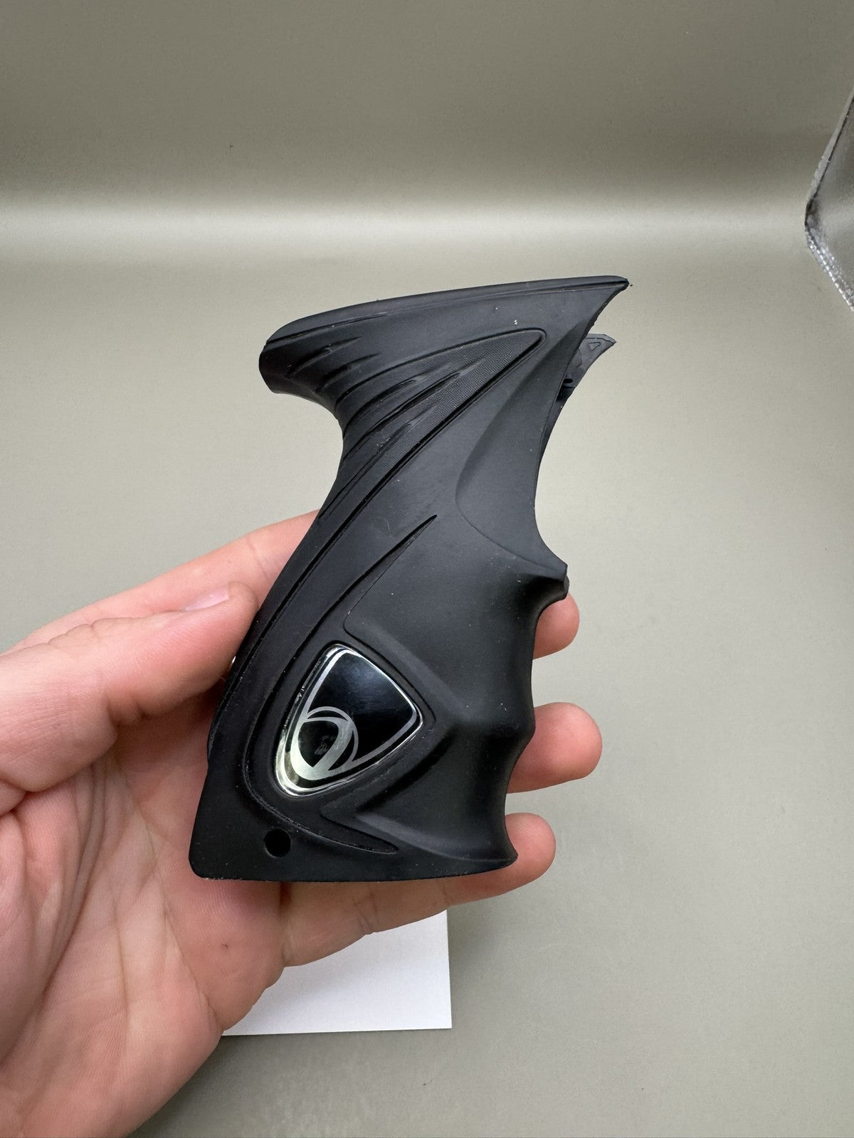 Dye DM13 Grips