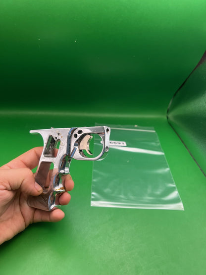 Autococker Kapp Groovy Frame - used paintball grip frame - chrome/silver