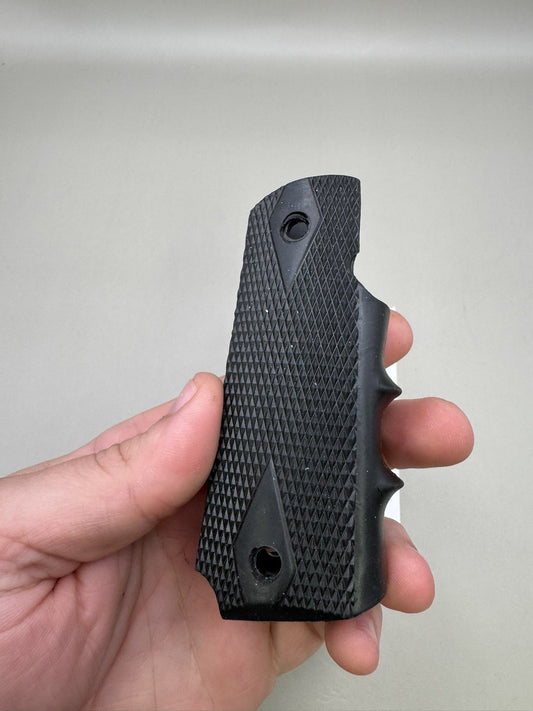Smart Parts Shoebox Shocker 1911/45 Style Grip Panels Black