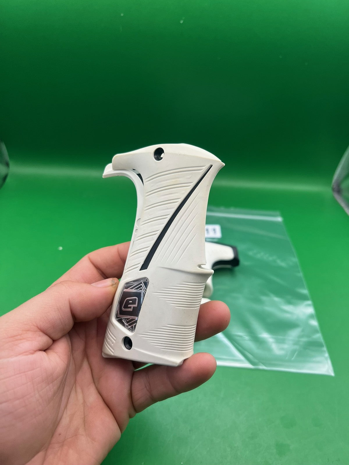 Planet Eclipse Ego LV1 Grip Kit White Black