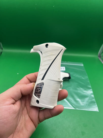 Planet Eclipse Ego LV1 Grip Kit White Black
