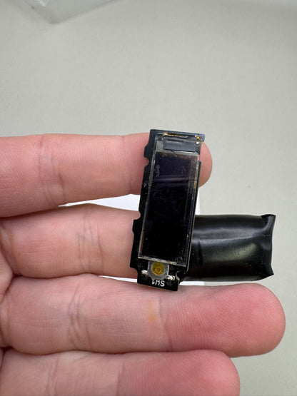 DLX Luxe ICE LCD Screen