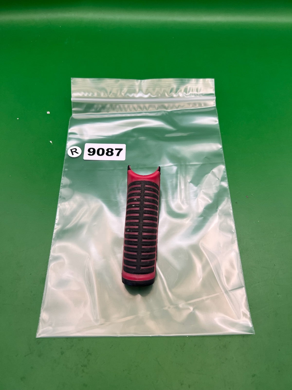 DLX Luxe ICE Front Grip Cover Rubber Red Black Paintball Marker