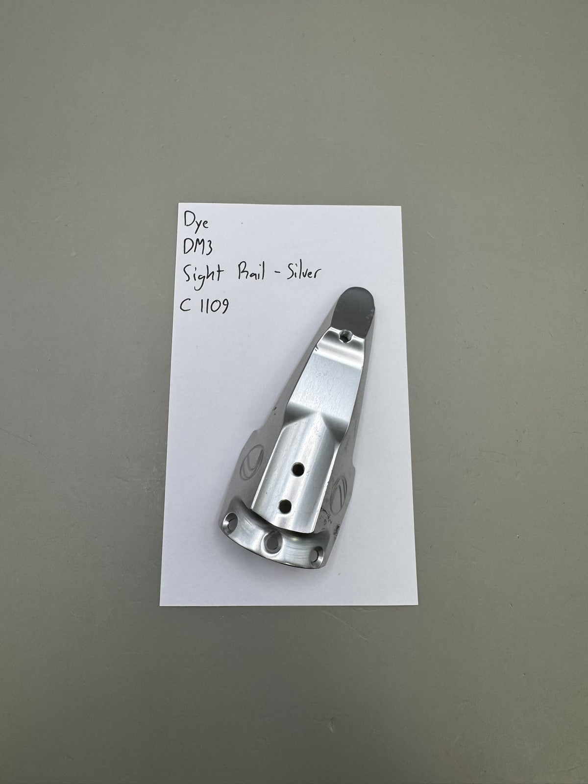 Dye DM3 Sight Rail - Silver