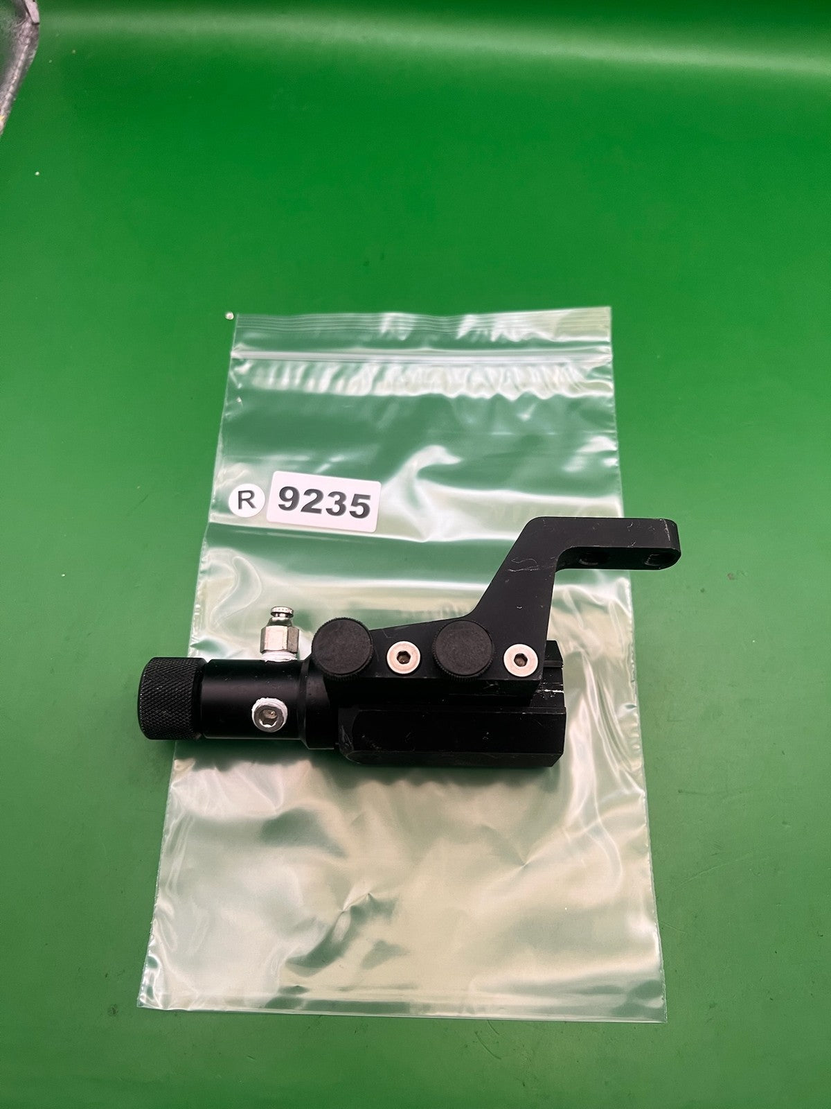 Benchmark Drop Forward with ASA Black Aluminum Cradle Style