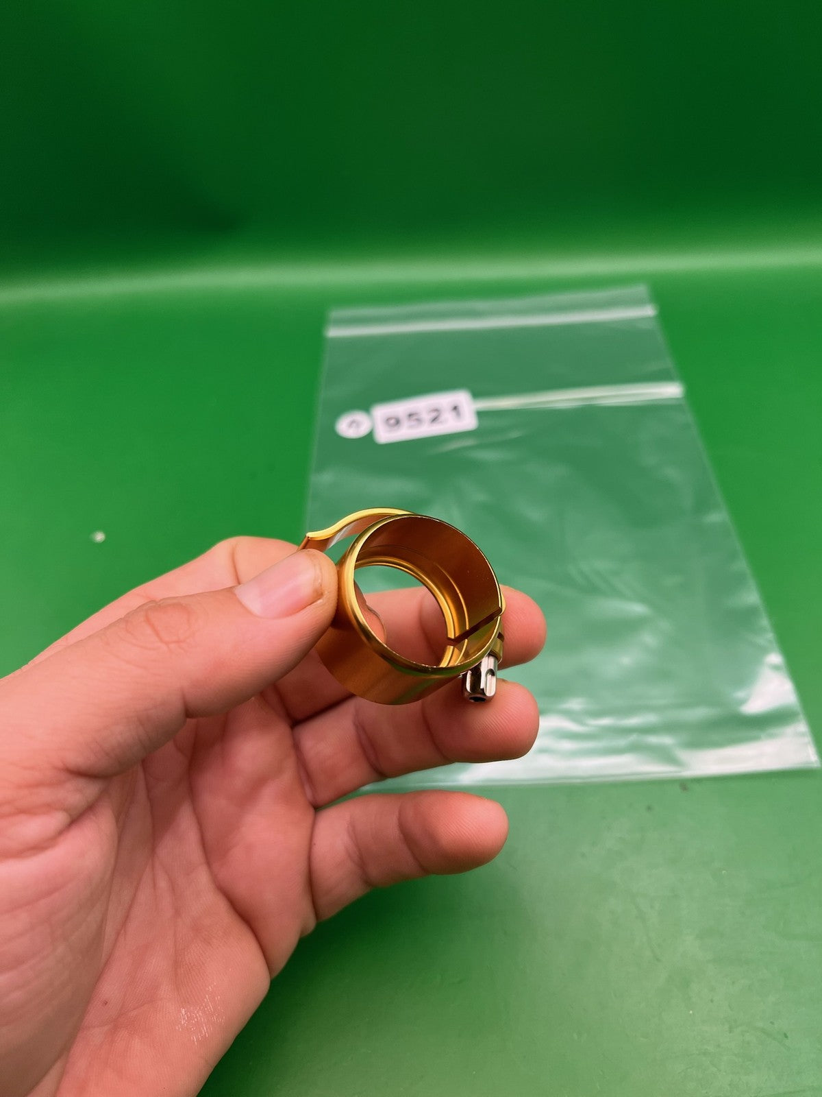 WDP Angel A1 Feedneck Collar Clamp Gold Anodized Aluminum Twist Lock