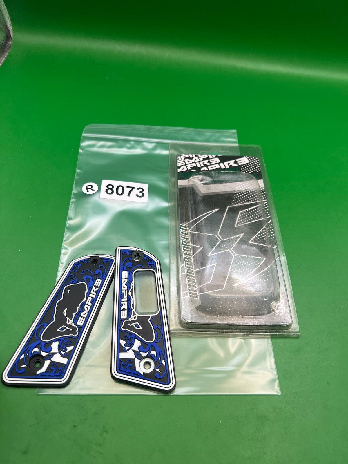 Bob Long 2k5 Intimidator Split Grips Empire NOS