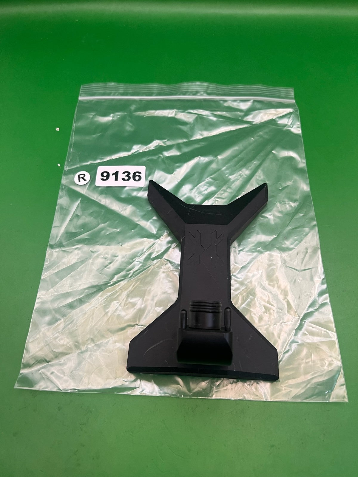 HK Army Universal Gravity Lock Gun Stand Black Paintball Marker