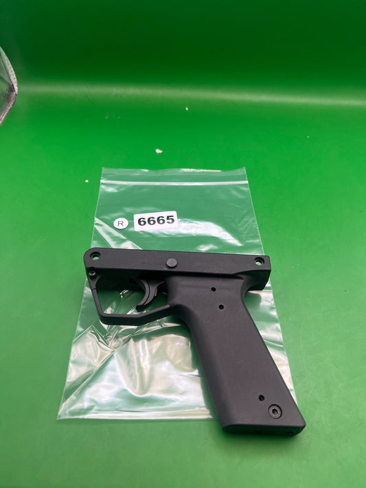 BT-4 Tipmmann Frame NOS - used paintball grip frame - black