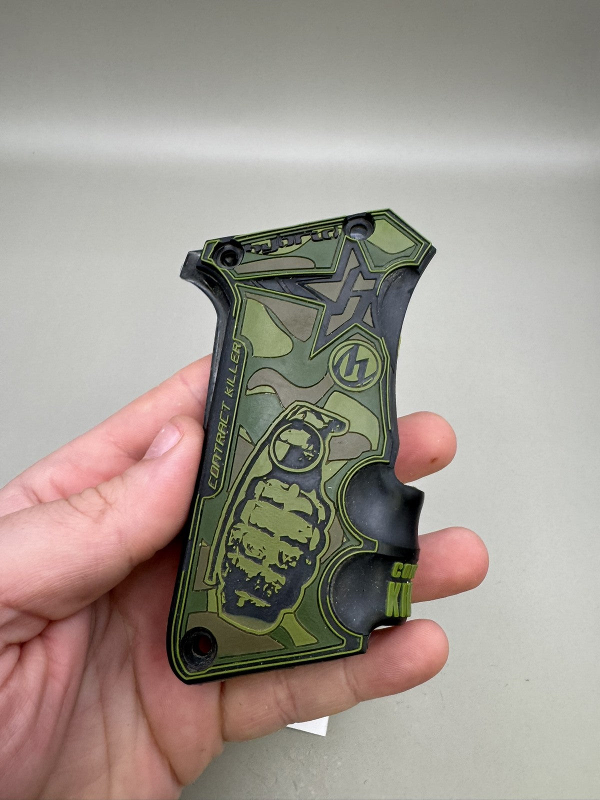 Dye DM4/DM5 Hybrid Grips