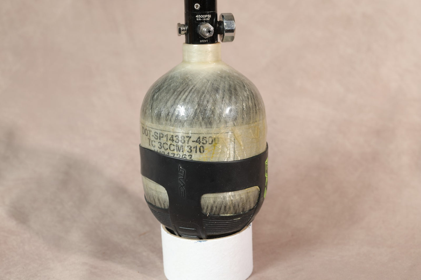 Empire 48ci Carbon Fiber HPA Tank Paintball Air System With Regulator