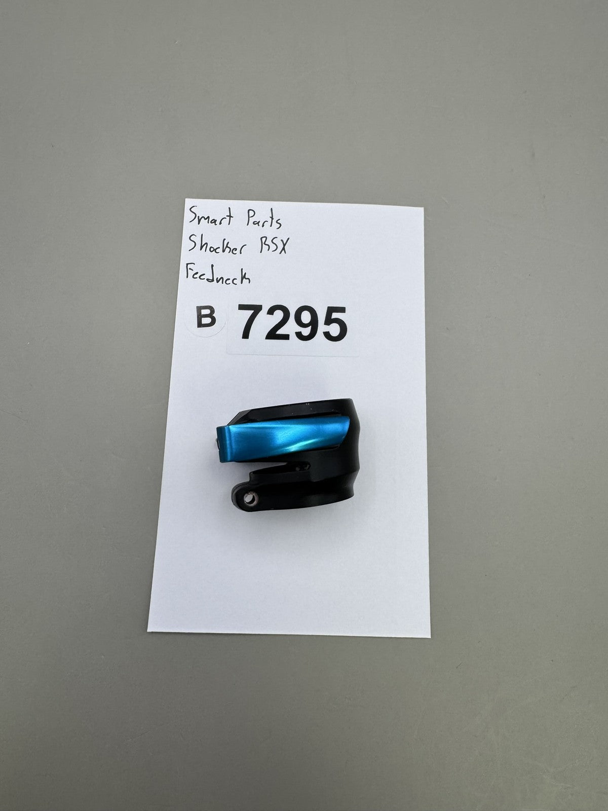 Smart Parts Shocker BSX Clamping Feedneck Black Blue