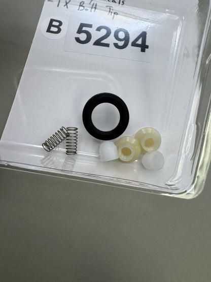 Empire PB AXE /Mini Parts Kit - 2X Detents - 2X Cup Seals - 1X Bolt Tip