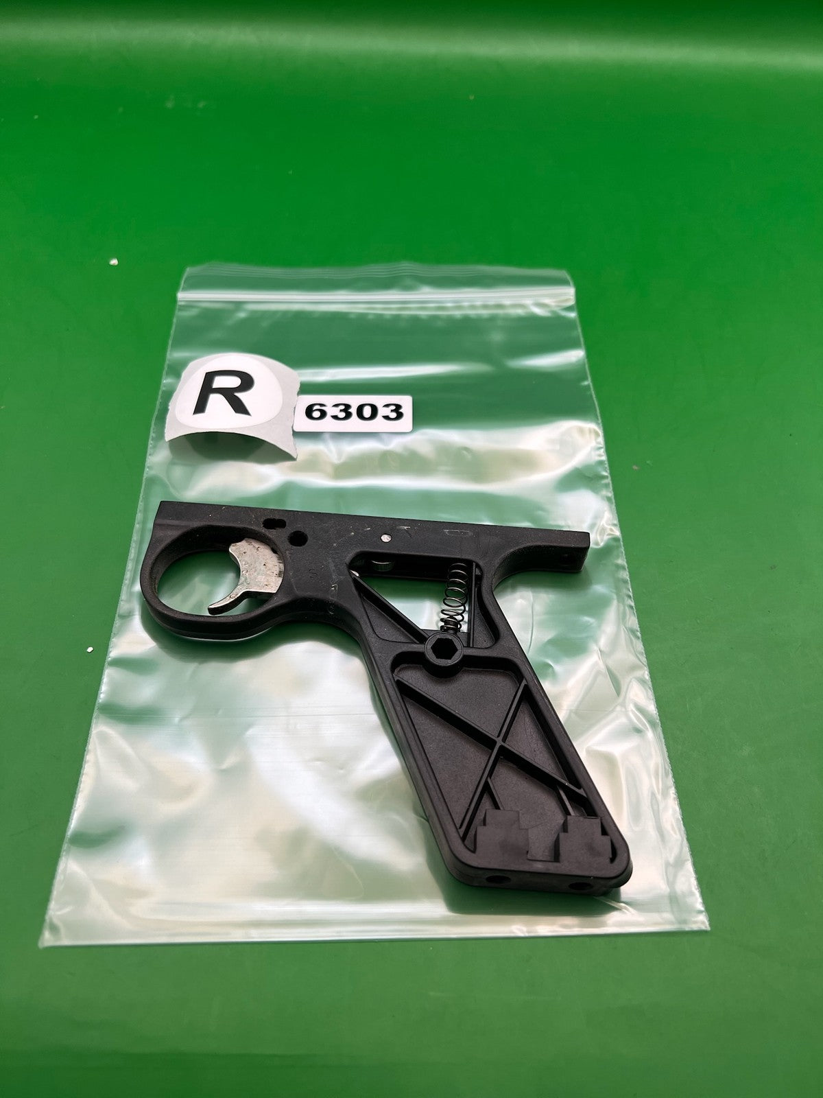 Automag Frame - used paintball grip frame - black