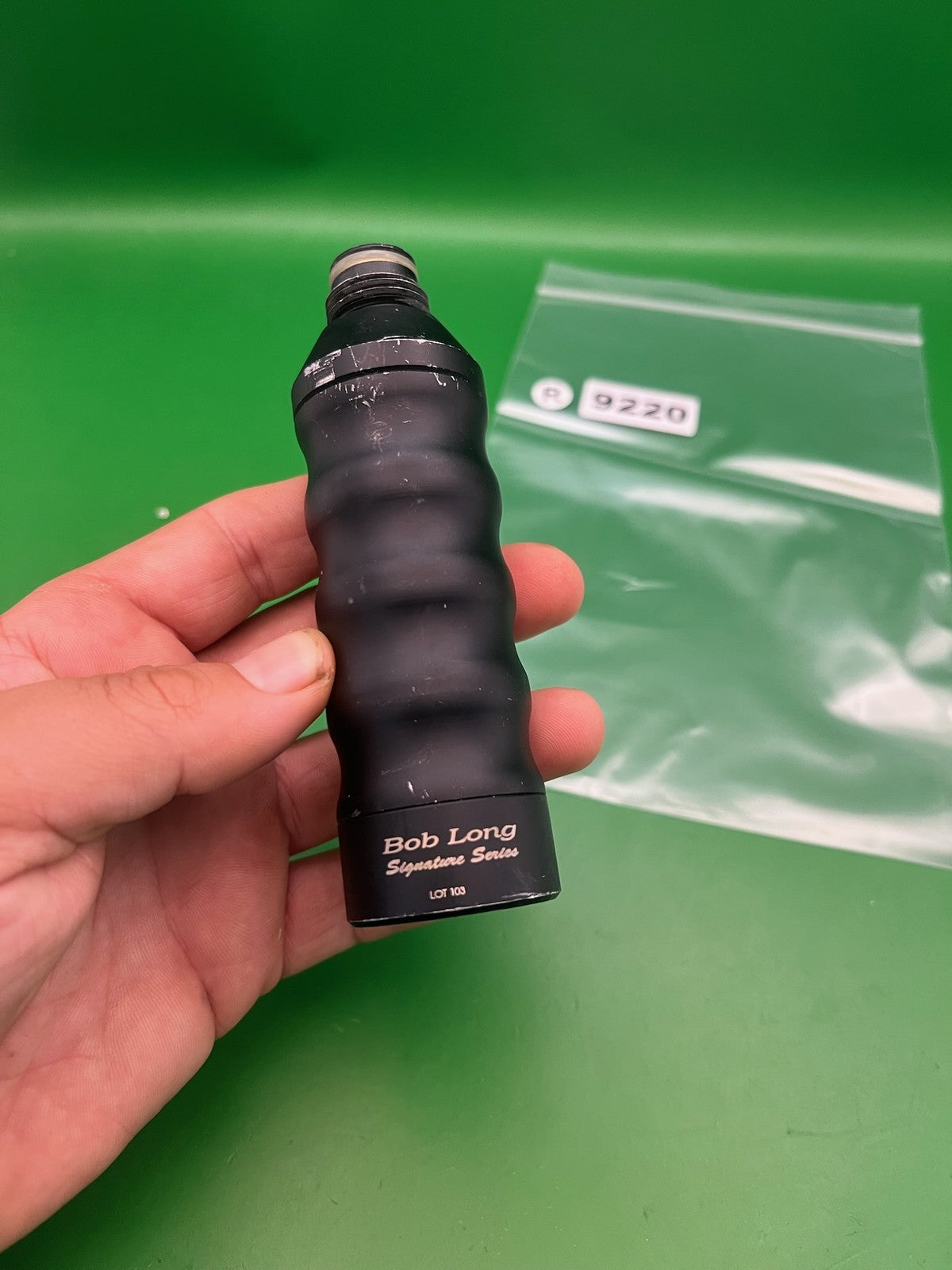 Bob Long Signature Series Gas Through Grip Black Benchmark