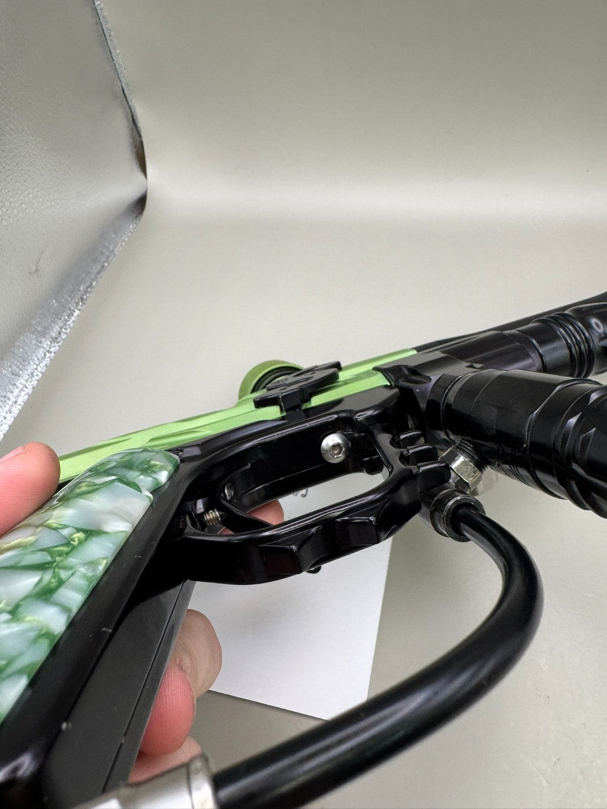 Bob Long 2k5 Intimidator Alias - Green/Black - Paintball Marker Fully Working