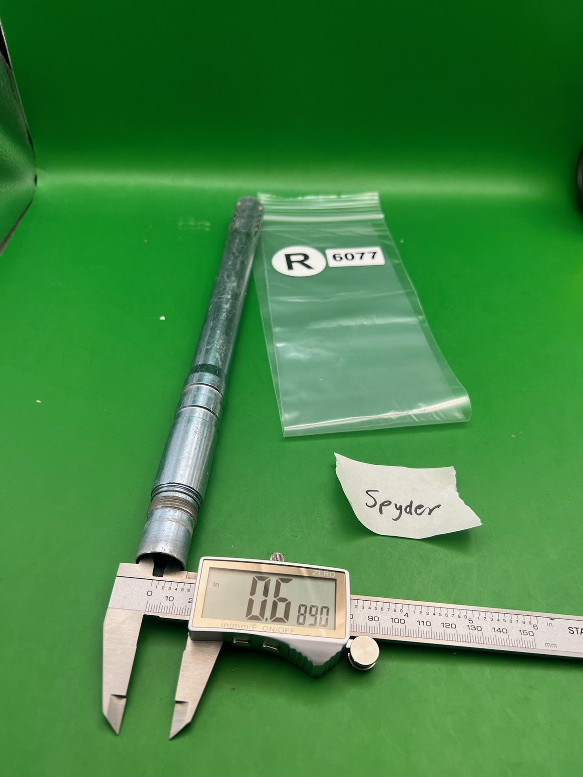 Spyder Barrel 12" .689 Silver Aluminum One Piece - used paintball barrel - silver