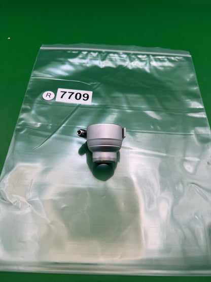White Silver Q Lock Feedneck
