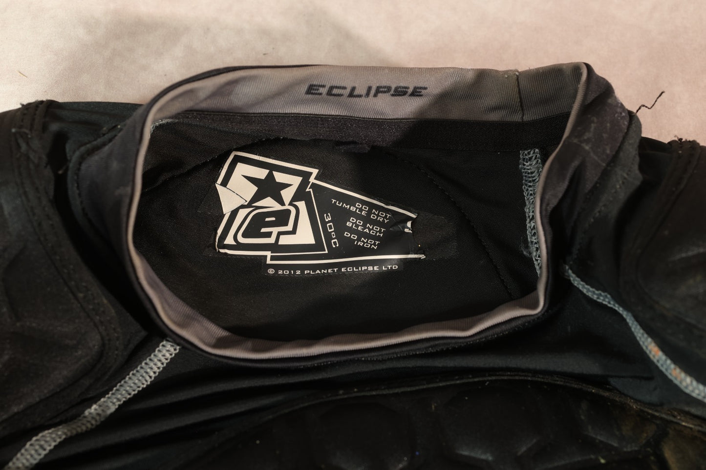 Planet Eclipse Padded Paintball Compression Shirt Black Size Small Protection
