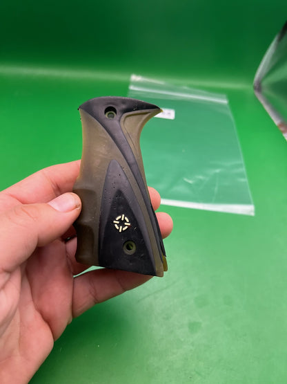 Smart Parts Grips