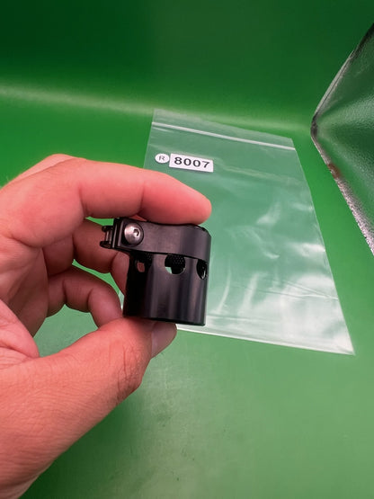 Autococker Clamping Feedneck
