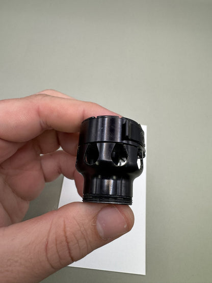 Custom Products Dye Threaded Clamping Feedneck Black