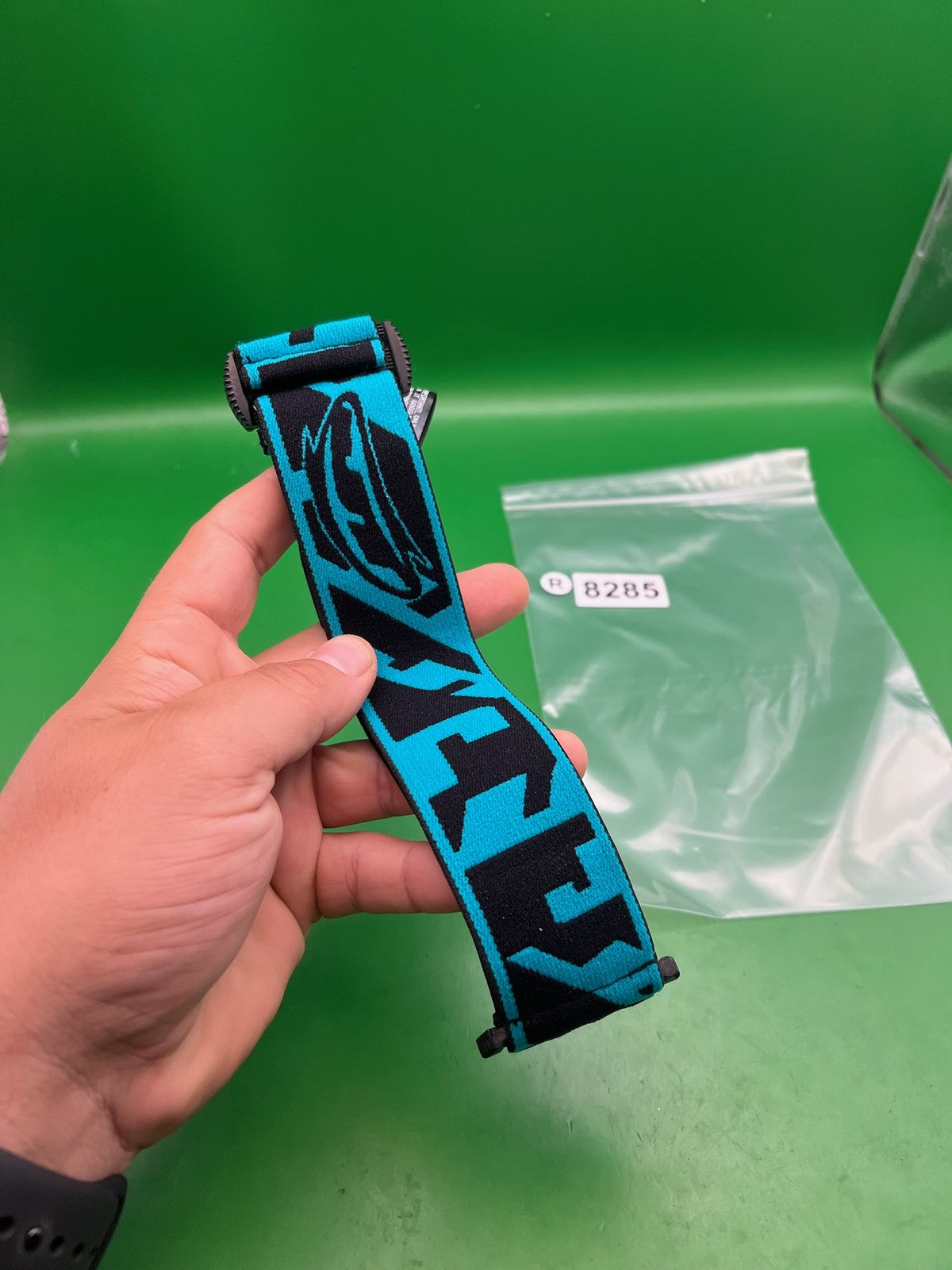 JT PB Proflex Strap Black/White