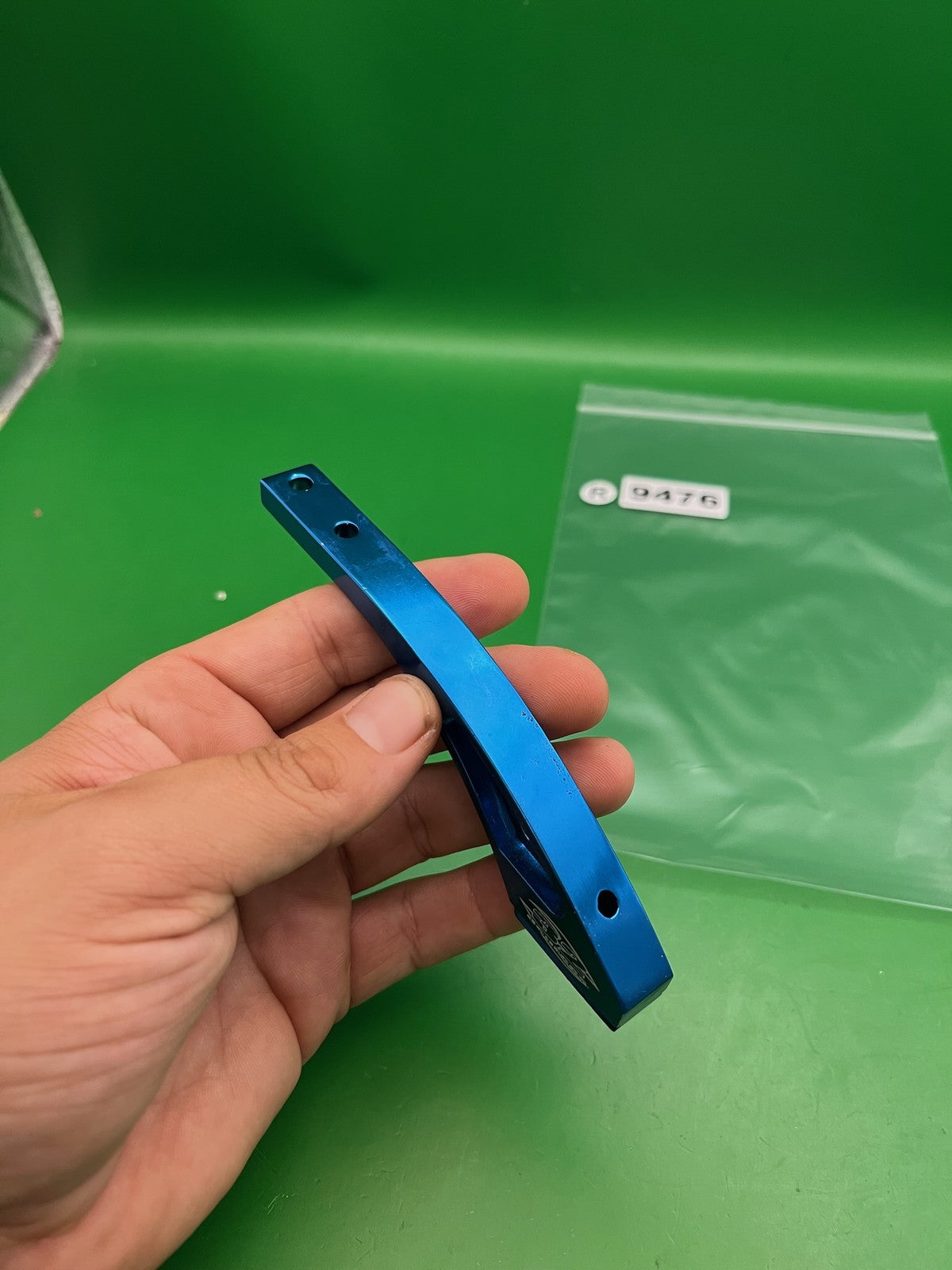 32 Degrees Drop Forward Blue Anodized Aluminum Bottomline CO2 HPA Cradle