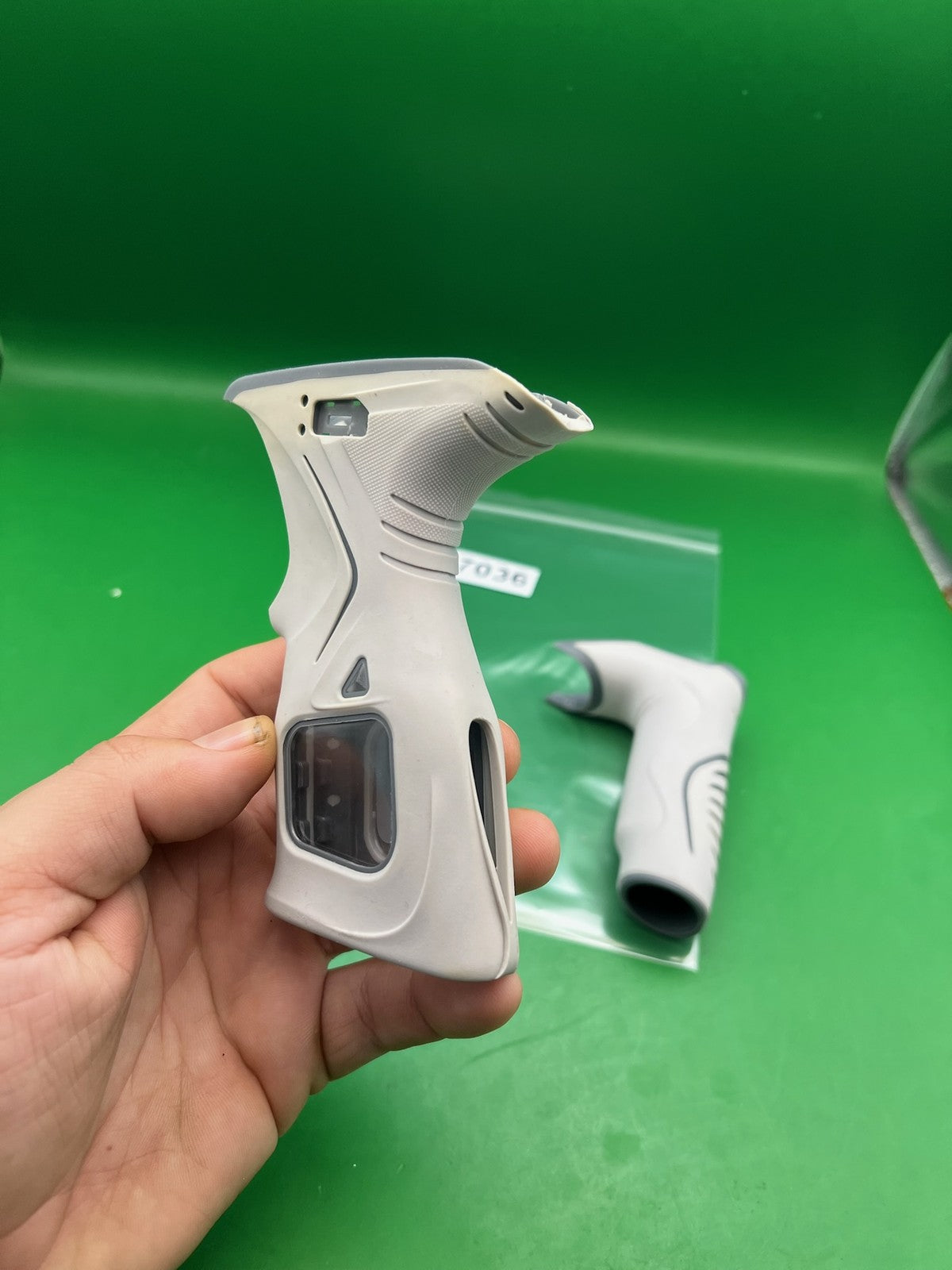 Dye M2/M3 Series Grip Frame White Gray