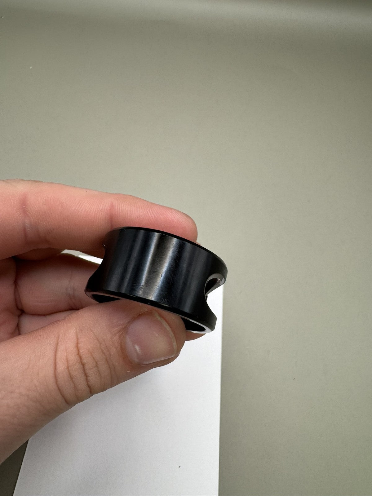 Bob Long Marq Feedneck Black Clamping Paintball Part
